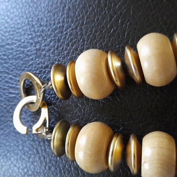 Les Bernard Inc. Gold Tone & Beige Egyptian Design Necklace - Picture 2 of 4